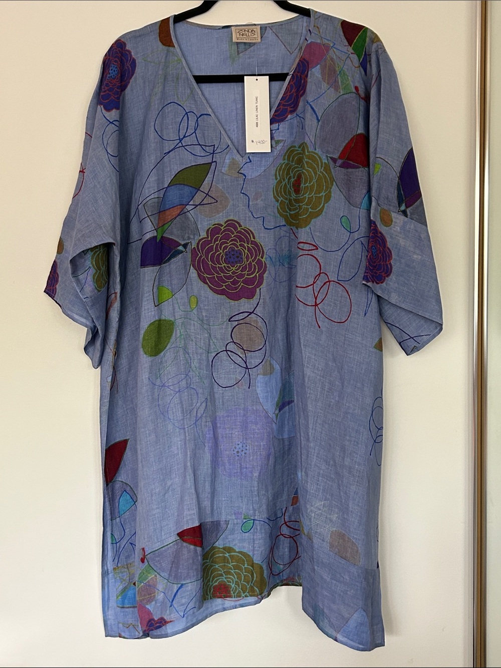 NWT! Zonda Nellis Linen Blue Floral Print Tunic with V-Neck O/S
